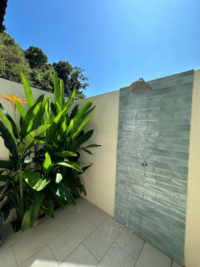 Villa Meranti - Spacious Private Pool Villa Pantai Cenang  Kültér fotó