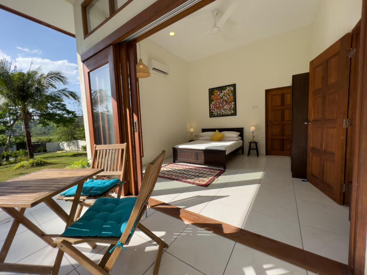 Villa Meranti - Spacious Private Pool Villa Pantai Cenang  Kültér fotó